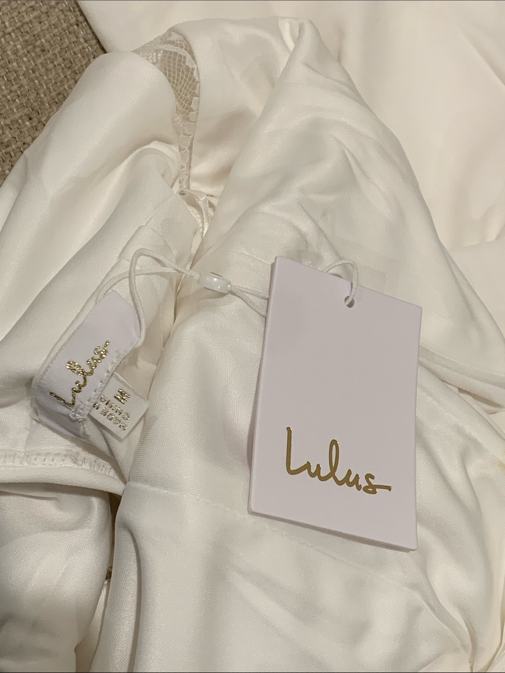 Lulus weeding dress size M NWT - Picture 14 of 16